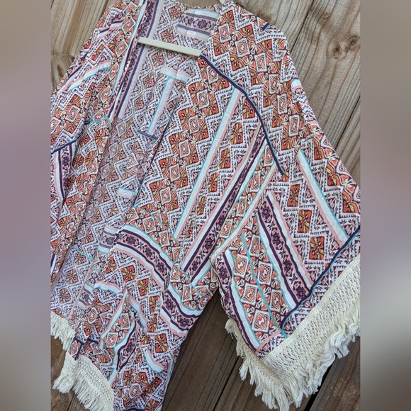 Southwestern Patterned Western Cowgirl Style Fringed Kimono XL - Picture 4 of 9